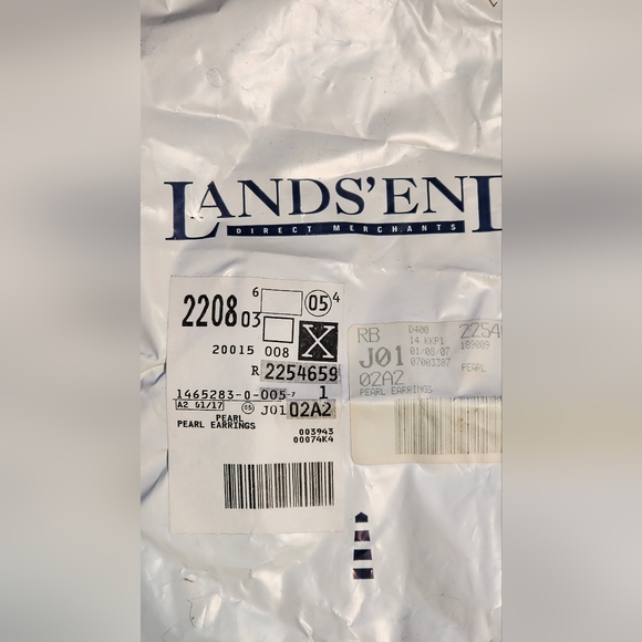 ❤️ NIB LANDS END SMALL PEARL EARINGS ❤️ - Picture 5 of 6